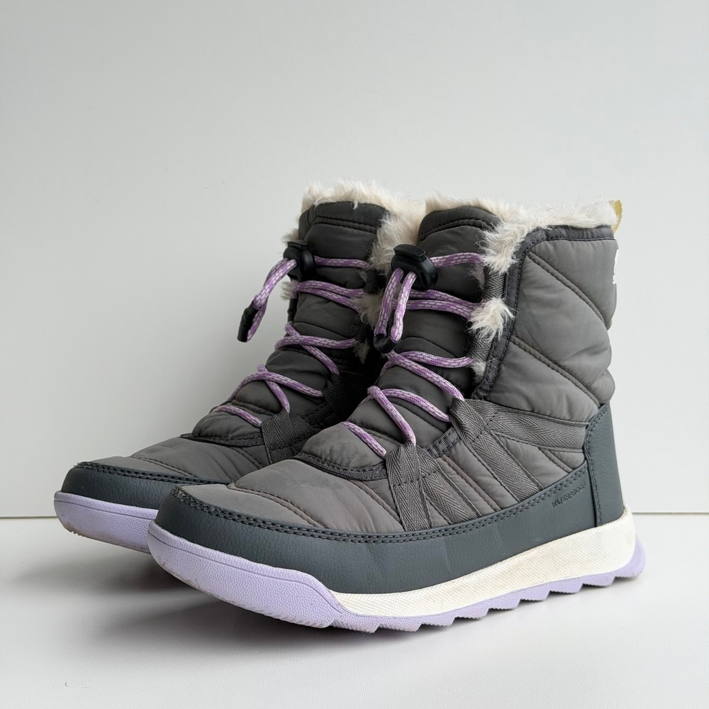 SOREL Whitney II Short Lace Boot Girls size 4 Grey Purple Waterproof Faux Fur